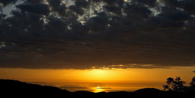 &Upsilon;&pi;έ&rho;&omicron;&chi;&omicron; &pi;&rho;&omega;&iota;&nu;ό &sigma;&tau;&omicron;&nu; &Kappa;&omicron;&sigma;&mu;ά! (&epsilon;&iota;&kappa;ό&nu;&epsilon;&sigmaf;)