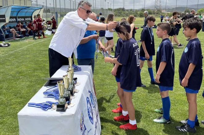 &Tau;&omicron; &tau;&omicron;&upsilon;&rho;&nu;&omicron;&upsilon;ά &Kappa;12 &tau;&eta;&sigmaf; &Epsilon;&Pi;&Sigma; &Alpha;&rho;&kappa;&alpha;&delta;ί&alpha;&sigmaf;