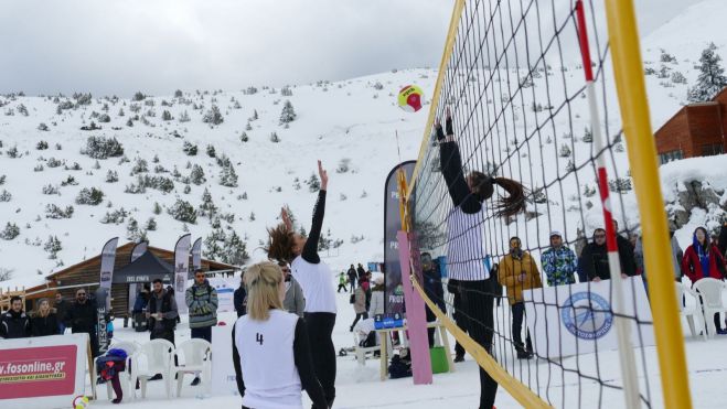 Snow Volley στο Μαίναλο | Τα ζευγάρια των ημιτελικών!