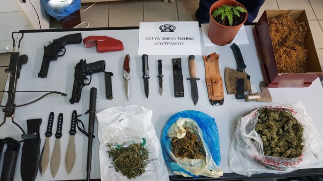 Συλλήψεις για ναρκωτικά και όπλα στο Λουτράκι