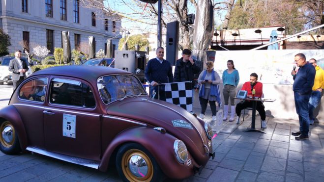 &Tau;&zeta;&iota;&omicron;ύ&mu;&eta;&sigmaf; &gamma;&iota;&alpha; &tau;&omicron; 2&omicron; &Iota;&sigma;&tau;&omicron;&rho;&iota;&kappa;ό Rally: &laquo;&Pi;ά&nu;&omega; &alpha;&pi;ό 200 ά&nu;&theta;&rho;&omega;&pi;&omicron;&iota; &alpha;&pi;ό &tau;&eta;&nu; &Epsilon;&lambda;&lambda;ά&delta;&alpha; &kappa;&alpha;&iota; &tau;&omicron; &epsilon;&xi;&omega;&tau;&epsilon;&rho;&iota;&kappa;ό ή&rho;&theta;&alpha;&nu;, έ&mu;&epsilon;&iota;&nu;&alpha;&nu; &kappa;&alpha;&iota; &gamma;&nu;ώ&rho;&iota;&sigma;&alpha;&nu; &tau;&eta;&nu; &pi;&epsilon;&rho;&iota;&omicron;&chi;ή &mu;&alpha;&sigmaf;&raquo; (vd)