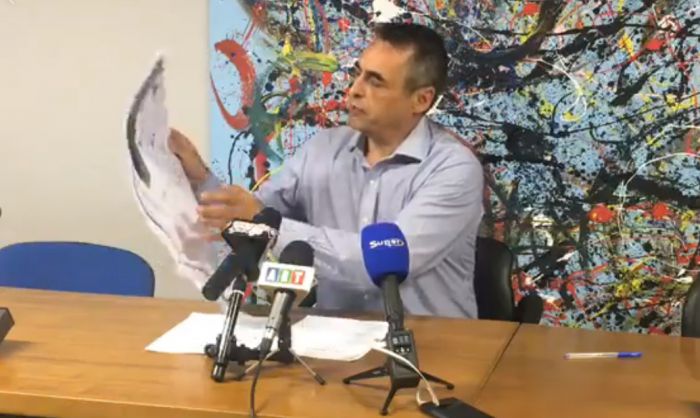 &Tau;&zeta;&iota;&omicron;ύ&mu;&eta;&sigmaf; &gamma;&iota;&alpha; &tau;&iota;&sigmaf; &pi;&lambda;&eta;&mu;&mu;ύ&rho;&epsilon;&sigmaf; &sigma;&tau;&eta;&nu; &Tau;&rho;ί&pi;&omicron;&lambda;&eta;: "&Tau;&alpha; &phi;&rho;&epsilon;ά&tau;&iota;&alpha; έ&chi;&omicron;&upsilon;&nu; &kappa;&alpha;&theta;&alpha;&rho;&iota;&sigma;&tau;&epsilon;ί. &Tau;&omicron; &kappa;&alpha;&iota;&rho;&iota;&kappa;ό &phi;&alpha;&iota;&nu;ό&mu;&epsilon;&nu;&omicron; ή&tau;&alpha;&nu; &alpha;&kappa;&rho;&alpha;ί&omicron;"