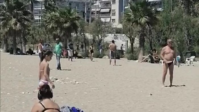 Άρση μέτρων | Ο καλός καιρός έβγαλε κόσμο στην παραλία (vd)