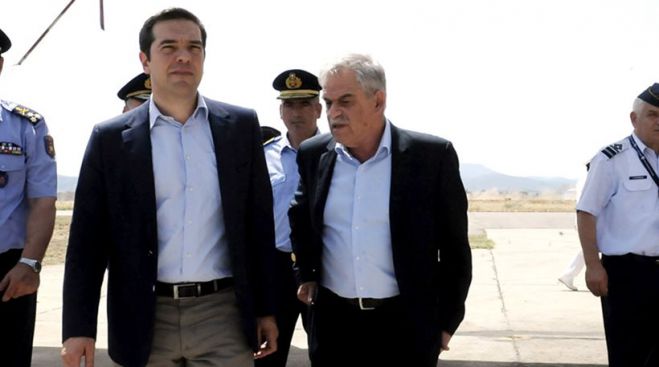 Θύμωσε ο Τσίπρας για τα δακρυγόνα - Εντολή να απαγορευτεί η χρήση τους σε διαδηλώσεις!