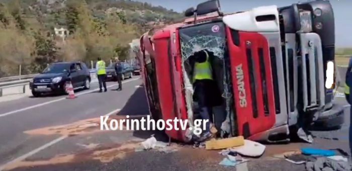 &Alpha;&pi;&epsilon;&gamma;&kappa;&lambda;&omega;&beta;ί&sigma;&tau;&eta;&kappa;&epsilon; &omicron; &omicron;&delta;&eta;&gamma;ό&sigmaf; &tau;&eta;&sigmaf; &nu;&tau;&alpha;&lambda;ί&kappa;&alpha;&sigmaf; &pi;&omicron;&upsilon; &alpha;&nu;&epsilon;&tau;&rho;ά&pi;&eta;, &sigma;&tau;&eta;&nu; &Epsilon;.&Omicron; &Alpha;&theta;&eta;&nu;ώ&nu; &ndash; &Kappa;&omicron;&rho;ί&nu;&theta;&omicron;&upsilon; (vd)