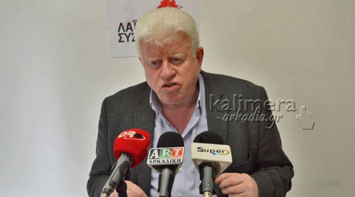 &Gamma;ό&nu;&tau;&iota;&kappa;&alpha;&sigmaf;: &laquo;&Beta;&rho;ώ&mu;&iota;&kappa;&epsilon;&sigmaf; &delta;&omicron;&upsilon;&lambda;&epsilon;&iota;έ&sigmaf; &mu;&epsilon; &tau;&alpha; &sigma;&kappa;&omicron;&upsilon;&pi;ί&delta;&iota;&alpha; &sigma;&tau;&eta;&nu; &Pi;&epsilon;&lambda;&omicron;&pi;ό&nu;&nu;&eta;&sigma;&omicron;&raquo;