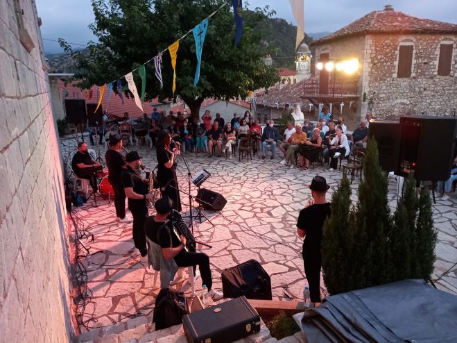 Τα χάλκινα της Bronza Banda στη Δημητσάνα! (vd)