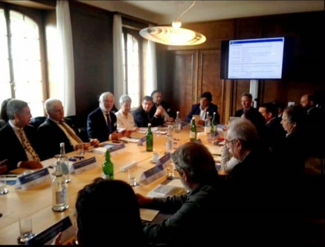 Τατούλης: &quot;Η Κυβέρνηση καταστρέφει τη σιδηροδρομική γραμμή Μέγαρα-Κόρινθος-Τρίπολη-Καλαμάτα για να τη μετατρέψει σε ... ποδηλατόδρομο&quot;!