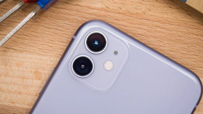 &Pi;ό&tau;&epsilon; έ&rho;&chi;&omicron;&nu;&tau;&alpha;&iota; &tau;&alpha; &nu;έ&alpha; iPhone 12