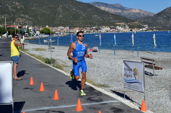 &Sigma;&tau;&iota;&sigmaf; 22 &Sigma;&epsilon;&pi;&tau;&epsilon;&mu;&beta;&rho;ί&omicron;&upsilon; &tau;&omicron; Tyros Triathlon