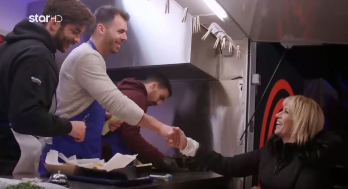 Πρώην παίχτρια "άναψε φωτιές" στο Master Chef! (vd)