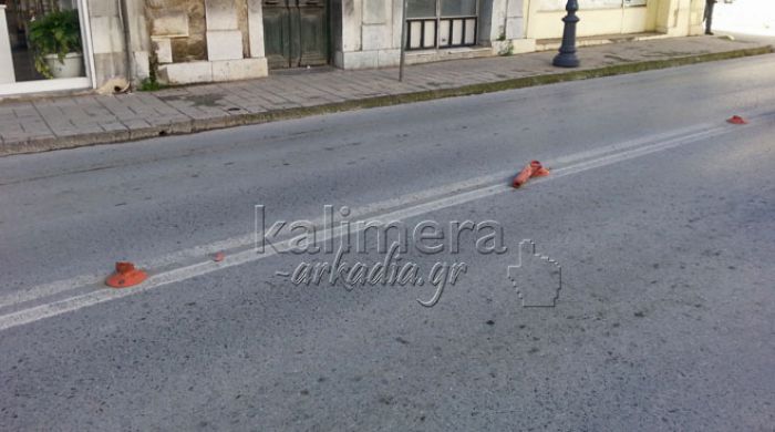 «Εξαφανίζονται» μέρα με τη μέρα τα κολονάκια από την Τρίπολη (εικόνες)!