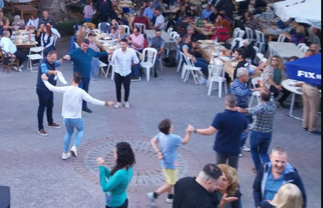 &Eta; &Pi;&iota;ά&nu;&alpha; &upsilon;&pi;&omicron;&delta;έ&chi;&tau;&eta;&kappa;&epsilon; &tau;&omicron; &Phi;&theta;&iota;&nu;ό&pi;&omega;&rho;&omicron; &mu;&epsilon; &mu;ί&alpha; &epsilon;&xi;&alpha;&iota;&rho;&epsilon;&tau;&iota;&kappa;ή &gamma;&iota;&omicron;&rho;&tau;ή! (&epsilon;&iota;&kappa;ό&nu;&epsilon;&sigmaf; - &beta;ί&nu;&tau;&epsilon;&omicron;)