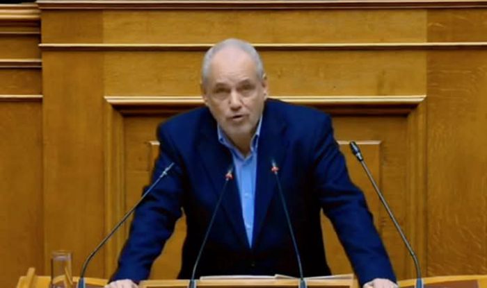 &Pi;&alpha;&pi;&alpha;&eta;&lambda;&iota;&omicron;ύ: "&Tau;&omicron; &kappa;&rho;ά&tau;&omicron;&sigmaf; &delta;&iota;&kappa;&alpha;ί&omicron;&upsilon; &delta;&omicron;&kappa;&iota;&mu;ά&zeta;&epsilon;&tau;&alpha;&iota;. &Eta; &epsilon;&pi;&iota;&chi;&epsilon;ί&rho;&eta;&sigma;&eta; &sigma;&upsilon;&gamma;&kappa;ά&lambda;&upsilon;&psi;&eta;&sigmaf; &tau;&omicron;&upsilon; &sigma;&kappa;&alpha;&nu;&delta;ά&lambda;&omicron;&upsilon; &tau;&omega;&nu; &upsilon;&pi;&omicron;&kappa;&lambda;&omicron;&pi;ώ&nu; &sigma;&upsilon;&nu;&epsilon;&chi;ί&zeta;&epsilon;&tau;&alpha;&iota;"