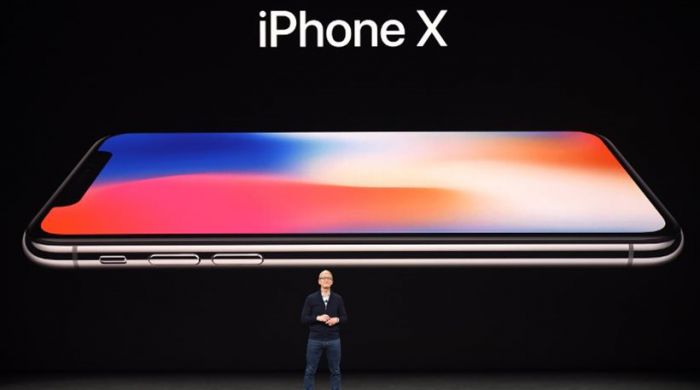 Η παρουσίαση του εντυπωσιακού IPhone 8 - Από που ξεκινούν οι τιμές! (vd)