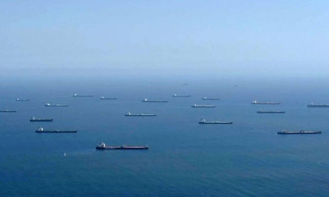 &Pi;ώ&sigmaf; &alpha;&lambda;&lambda;ά&zeta;&omicron;&upsilon;&nu; &omicron;&iota; &kappa;&alpha;&iota;&rho;&omicron;ί! &Delta;&epsilon;&kappa;ά&delta;&epsilon;&sigmaf; &tau;ά&nu;&kappa;&epsilon;&rho; &gamma;&epsilon;&mu;ά&tau;&alpha; &mu;&epsilon; &pi;&epsilon;&tau;&rho;έ&lambda;&alpha;&iota;&omicron; &delta;&epsilon;&nu; έ&chi;&omicron;&upsilon;&nu;... &tau;&iota; &nu;&alpha; &tau;&omicron; &kappa;ά&nu;&omicron;&upsilon;&nu;