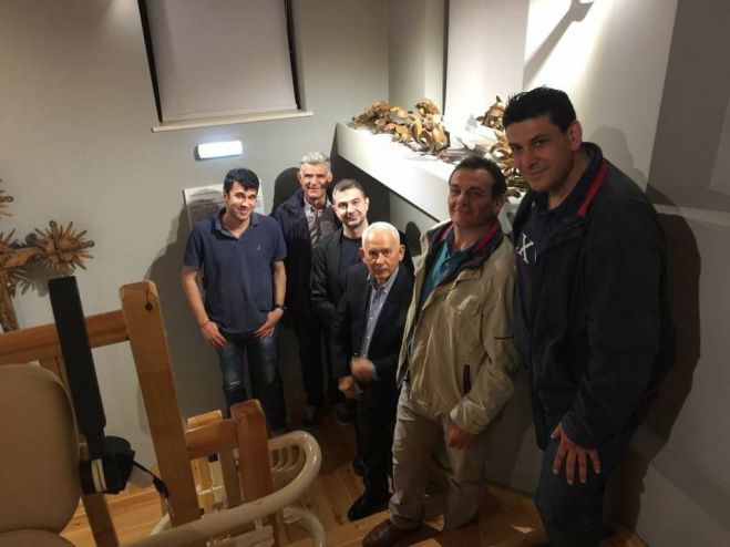 &Tau;&omicron; &Mu;&omicron;&upsilon;&sigma;&epsilon;ί&omicron; &Lambda;&alpha;&iota;&kappa;&omicron;ύ &Pi;&omicron;&lambda;&iota;&tau;&iota;&sigma;&mu;&omicron;ύ &Delta;ά&rho;&alpha; &epsilon;&pi;&iota;&sigma;&kappa;έ&phi;&theta;&eta;&kappa;&epsilon; &omicron; &Nu;. &Tau;&sigma;&iota;&alpha;&mu;&omicron;ύ&lambda;&omicron;&sigmaf;