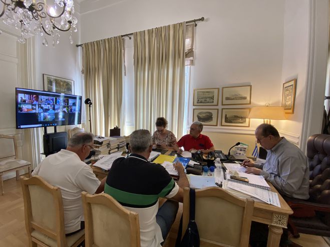 &Delta;&iota;&alpha;&gamma;&rho;&alpha;&mu;&mu;ί&sigma;&epsilon;&iota;&sigmaf; &pi;&rho;&omicron;&gamma;&rho;&alpha;&mu;&mu;&alpha;&tau;ί&zeta;&omicron;&nu;&tau;&alpha;&iota; &sigma;&tau;&omicron; &delta;&rho;ό&mu;&omicron; &alpha;&pi;ό &Beta;&lambda;&alpha;&chi;έ&rho;&nu;&alpha; &mu;έ&chi;&rho;&iota; ό&rho;&iota;&alpha; &nu;&omicron;&mu;&omicron;ύ &kappa;&alpha;&iota; &sigma;&tau;&eta;&nu; &pi;&alpha;&lambda;&iota;ά &epsilon;&theta;&nu;&iota;&kappa;ή &omicron;&delta;ό "&Tau;&rho;ί&pi;&omicron;&lambda;&eta;&sigmaf; &ndash; &Sigma;&pi;ά&rho;&tau;&eta;&sigmaf;"