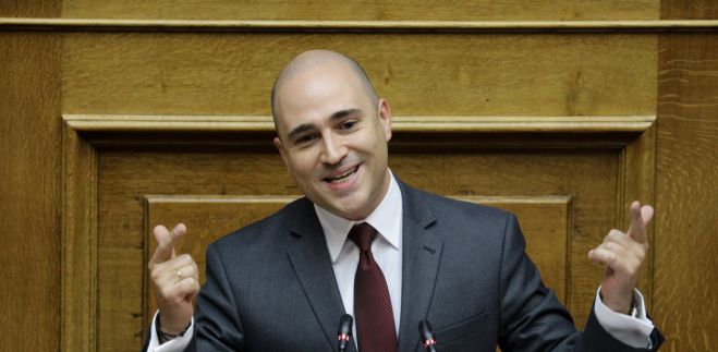 &Mu;&pi;&omicron;&gamma;&delta;ά&nu;&omicron;&sigmaf;: &laquo;&Tau;&zeta;ά&mu;&pi;&alpha; &mu;ά&gamma;&kappa;&epsilon;&sigmaf;&raquo; &alpha;&upsilon;&tau;&omicron;ί &pi;&omicron;&upsilon; έ&kappa;&alpha;&nu;&alpha;&nu; &laquo;&mu;&alpha;&kappa;&iota;&gamma;&iota;&alpha;&rho;&iota;&sigma;&mu;έ&nu;&omicron;&raquo; &tau;&omicron;&nu; &Iota;&eta;&sigma;&omicron;ύ