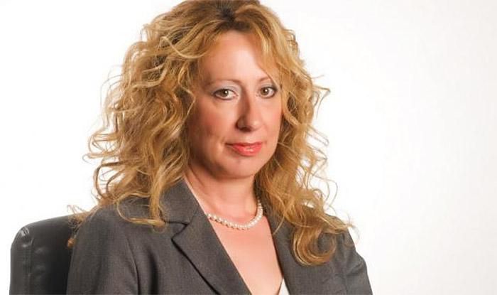 &Mu;ή&nu;&upsilon;&mu;&alpha; &gamma;&iota;&alpha; &tau;&eta;&nu; &Pi;&alpha;&gamma;&kappa;ό&sigma;&mu;&iota;&alpha; &Eta;&mu;έ&rho;&alpha; &Tau;&omicron;&upsilon;&rho;&iota;&sigma;&mu;&omicron;ύ | &Mu;&pi;&omicron;ύ&zeta;&alpha;: "&Eta; &Pi;&epsilon;&lambda;&omicron;&pi;ό&nu;&nu;&eta;&sigma;&omicron;&sigmaf; έ&gamma;&iota;&nu;&epsilon; &alpha;&pi;&lambda;ό&sigmaf; &theta;&epsilon;&alpha;&tau;ή&sigmaf; &tau;&omega;&nu; &epsilon;&xi;&epsilon;&lambda;ί&xi;&epsilon;&omega;&nu;"