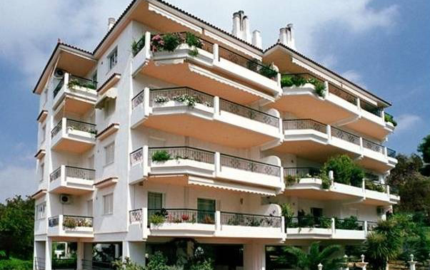 Νέα διάταξη για τα κοινόχρηστα των πολυκατοικιών – Τι αλλάζει