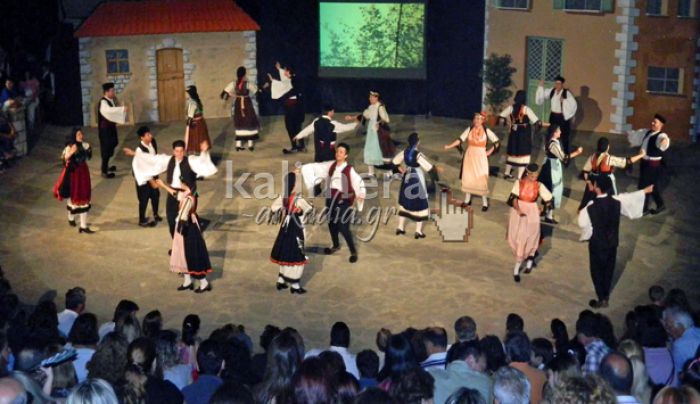 Τρίπολη | Οι παραστάσεις των χορευτικών συλλόγων - Όλο το πρόγραμμα!