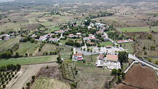 &Sigma;&tau;&eta; &chi;&alpha;&rho;ά&delta;&rho;&alpha; &tau;&omicron;&upsilon; &Gamma;&alpha;&rho;&epsilon;ά&tau;&eta; &theta;&alpha; &pi;&epsilon;&rho;&pi;&alpha;&tau;ή&sigma;&epsilon;&iota; &omicron; &Sigma;&Alpha;&Omicron;&Omicron;