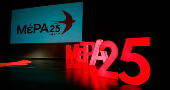 10 &Sigma;&eta;&mu;&epsilon;ί&alpha; &Delta;&iota;&alpha;&lambda;ό&gamma;&omicron;&upsilon; &gamma;&iota;&alpha; &tau;&eta;&nu; &Alpha;&rho;&iota;&sigma;&tau;&epsilon;&rho;ά