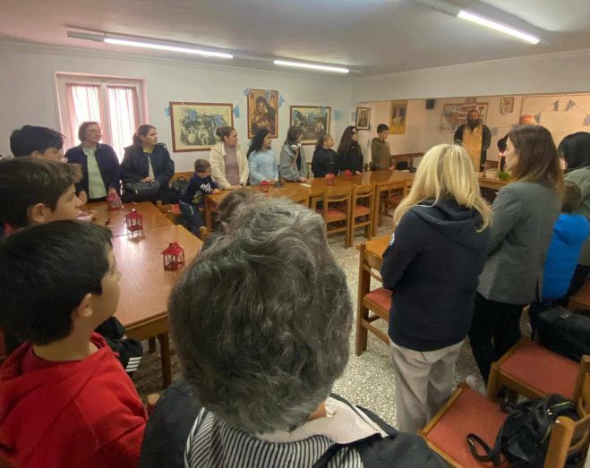 &Xi;&epsilon;&kappa;ί&nu;&eta;&sigma;&epsilon; &tau;&omicron; &Kappa;&alpha;&tau;&eta;&chi;&eta;&tau;&iota;&kappa;ό &Sigma;&chi;&omicron;&lambda;&epsilon;ί&omicron; &tau;&omicron;&upsilon; &Nu;&alpha;&omicron;ύ &Alpha;&gamma;ί&omicron;&upsilon; &Beta;&alpha;&sigma;&iota;&lambda;&epsilon;ί&omicron;&upsilon; &Tau;&rho;ί&pi;&omicron;&lambda;&eta;&sigmaf;