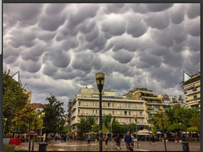 Τι είναι τα σύννεφα «mammatus» που εμφανίστηκαν στην Πελοπόννησο