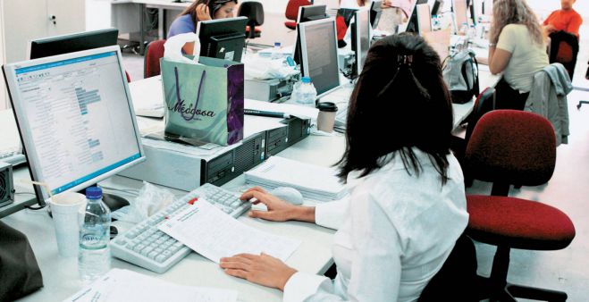 &Delta;&eta;&mu;ό&sigma;&iota;&omicron; | &Sigma;&tau;&alpha; &mu;έ&sigma;&alpha; &Nu;&omicron;&epsilon;&mu;&beta;&rho;ί&omicron;&upsilon; &xi;&epsilon;&kappa;&iota;&nu;ά &eta; &ldquo;&kappa;&iota;&nu;&eta;&tau;&iota;&kappa;ό&tau;&eta;&tau;&alpha;&rdquo;