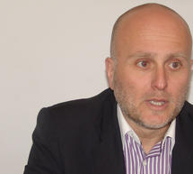 &Sigma;&upsilon;&nu;&epsilon;&chi;ί&zeta;&epsilon;&tau;&alpha;&iota; &eta; &upsilon;&pi;&omicron;&beta;&omicron;&lambda;ή &delta;&iota;&kappa;&alpha;&iota;&omicron;&lambda;&omicron;&gamma;&eta;&tau;&iota;&kappa;ώ&nu; &gamma;&iota;&alpha; &delta;&omega;&rho;&epsilon;ά&nu; &tau;&rho;ό&phi;&iota;&mu;&alpha; &sigma;&epsilon; &tau;&rho;ί&tau;&epsilon;&kappa;&nu;&epsilon;&sigmaf; &omicron;&iota;&kappa;&omicron;&gamma;έ&nu;&epsilon;&iota;&epsilon;&sigmaf; &tau;&eta;&sigmaf; &Alpha;&rho;&kappa;&alpha;&delta;ί&alpha;&sigmaf; (vd)