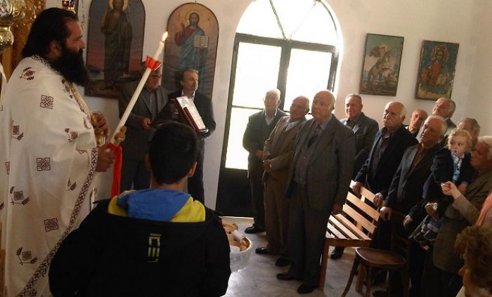 &Eta; &gamma;&iota;&omicron;&rho;&tau;ή &tau;&omicron;&upsilon; &Alpha;&gamma;ί&omicron;&upsilon; &Gamma;&epsilon;&omega;&rho;&gamma;ί&omicron;&upsilon; &sigma;&tau;&omicron; &chi;&omega;&rho;&iota;ό &Pi;ά&pi;&alpha;&rho;&iota; (&epsilon;&iota;&kappa;ό&nu;&epsilon;&sigmaf;)