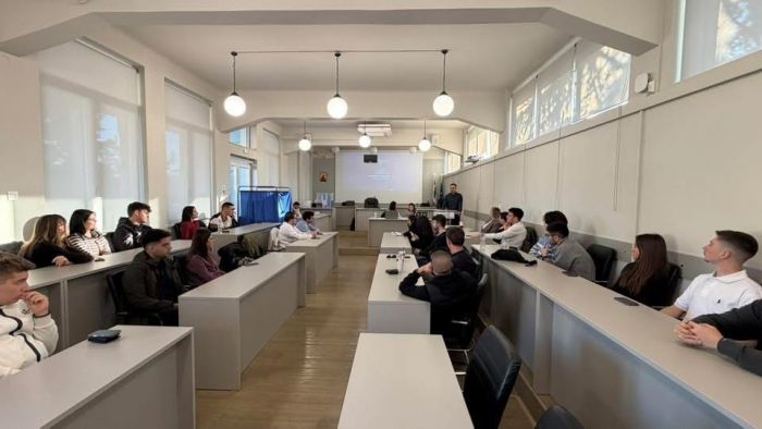 &Kappa;ώ&sigma;&tau;&alpha;&sigmaf; &Tau;&zeta;&iota;&omicron;ύ&mu;&eta;&sigmaf;: &ldquo; &Kappa;&alpha;&lambda;&omega;&sigma;&omicron;&rho;ί&zeta;&omicron;&upsilon;&mu;&epsilon; &tau;&omicron; &Delta;&eta;&mu;&omicron;&tau;&iota;&kappa;ό &Sigma;&upsilon;&mu;&beta;&omicron;ύ&lambda;&iota;&omicron; &Nu;έ&omega;&nu; &Tau;&rho;ί&pi;&omicron;&lambda;&eta;&sigmaf;&rdquo;