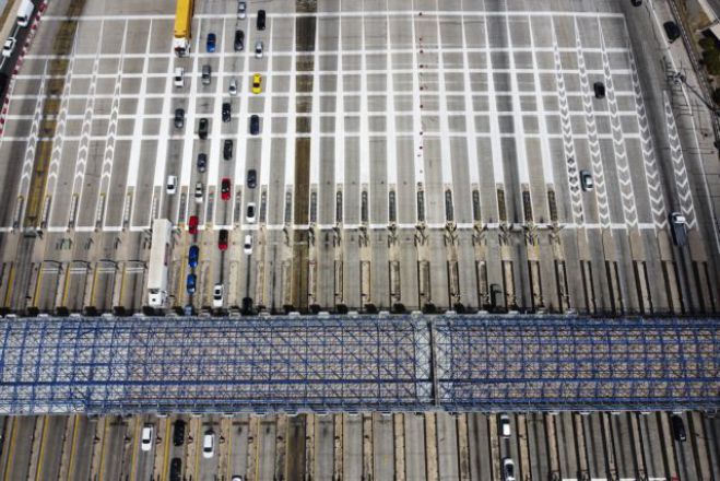 &Delta;&iota;ό&delta;&iota;&alpha; | &Delta;&iota;&alpha;&phi;&omega;&nu;ί&alpha; &upsilon;&pi;&omicron;&upsilon;&rho;&gamma;&epsilon;ί&omicron;&upsilon; &Mu;&epsilon;&tau;&alpha;&phi;&omicron;&rho;ώ&nu; &mu;&epsilon; &tau;&omicron;&upsilon;&sigmaf; &pi;&alpha;&rho;&alpha;&chi;&omega;&rho;&eta;&sigma;&iota;&omicron;ύ&chi;&omicron;&upsilon;&sigmaf; &gamma;&iota;&alpha; &tau;&iota;&sigmaf; &nu;έ&epsilon;&sigmaf; &alpha;&upsilon;&xi;ή&sigma;&epsilon;&iota;&sigmaf;