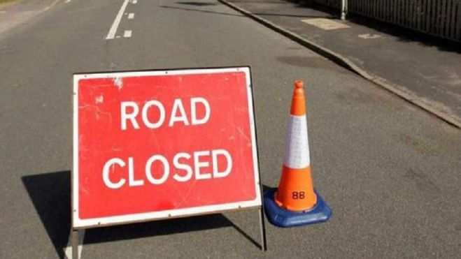 &Kappa;&lambda;&epsilon;ί&nu;&omicron;&upsilon;&nu; &tau;&eta;&nu; &Pi;έ&mu;&pi;&tau;&eta; &omicron;&iota; &omicron;&delta;&omicron;ί "&Phi;&omega;&tau;ά&kappa;&omicron;&upsilon;" &kappa;&alpha;&iota; "&Pi;&lambda;&alpha;&pi;&omicron;ύ&tau;&alpha;" &sigma;&tau;&eta;&nu; &Tau;&rho;ί&pi;&omicron;&lambda;&eta;