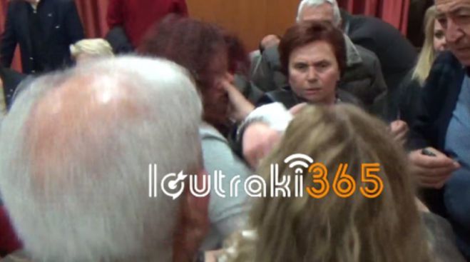 Πιάστηκαν στα χέρια στο δημοτικό συμβούλιο Λουτρακίου! (vd)