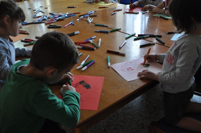 &Alpha;&nu;&omicron;ί&gamma;&omicron;&upsilon;&nu; &tau;&alpha; &Kappa;έ&nu;&tau;&rho;&alpha; &Delta;&eta;&mu;&iota;&omicron;&upsilon;&rho;&gamma;&iota;&kappa;ή&sigmaf; &Alpha;&pi;&alpha;&sigma;&chi;ό&lambda;&eta;&sigma;&eta;&sigmaf; &Pi;&alpha;&iota;&delta;&iota;ώ&nu;