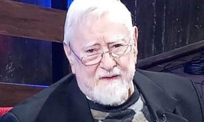 &Pi;έ&theta;&alpha;&nu;&epsilon; &omicron; &eta;&theta;&omicron;&pi;&omicron;&iota;ό&sigmaf; &Kappa;ώ&sigma;&tau;&alpha;&sigmaf; &Mu;&pi;&iota;&lambda;ί&rho;&eta;&sigmaf;