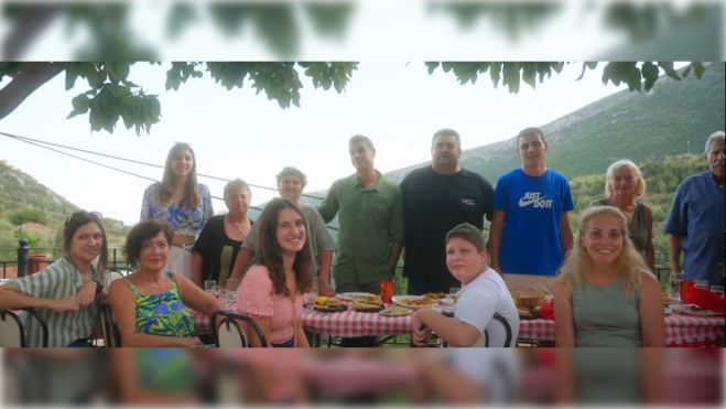 &laquo;Akis&rsquo; Food Tour&raquo; &alpha;&pi;ό &tau;&omicron; &Lambda;&epsilon;&omega;&nu;ί&delta;&iota;&omicron; - &Tau;&omicron; &Sigma;ά&beta;&beta;&alpha;&tau;&omicron; &sigma;&tau;&omicron;&nu; Alpha! (vd)