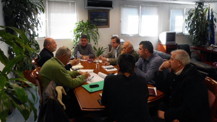 &Epsilon;&pi;&iota;&tau;έ&lambda;&omicron;&upsilon;&sigmaf;! Έ&rho;&gamma;&alpha; &sigma;&upsilon;&nu;&tau;ή&rho;&eta;&sigma;&eta;&sigmaf; &xi;&epsilon;&kappa;&iota;&nu;&omicron;ύ&nu; &sigma;&tau;&omicron;&nu; &laquo;111&raquo;