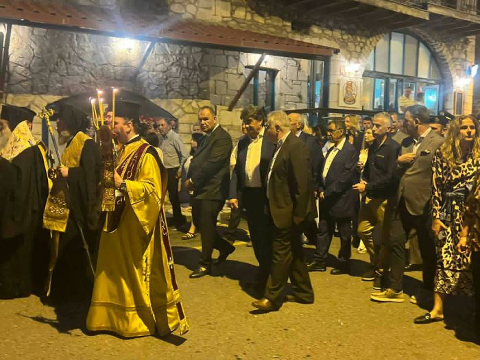 &Omicron; &Beta;&alpha;&gamma;&gamma;έ&lambda;&eta;&sigmaf; &Gamma;&iota;&alpha;&nu;&nu;&alpha;&kappa;&omicron;ύ&rho;&alpha;&sigmaf; &sigma;&tau;&eta; &lambda;&iota;&tau;ά&nu;&epsilon;&upsilon;&sigma;&eta; &gamma;&iota;&alpha; &tau;&eta;&nu; &pi;&alpha;&nu;ή&gamma;&upsilon;&rho;&eta; &tau;&eta;&sigmaf; &Alpha;&gamma;ί&alpha;&sigmaf; &Kappa;&upsilon;&rho;&iota;&alpha;&kappa;ή&sigmaf; &sigma;&tau;&eta; &Delta;&eta;&mu;&eta;&tau;&sigma;ά&nu;&alpha; (vd)