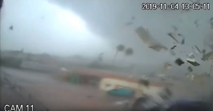 &Kappa;&alpha;&lambda;&alpha;&mu;ά&tau;&alpha; | &Alpha;&nu;&epsilon;&mu;&omicron;&sigma;&tau;&rho;ό&beta;&iota;&lambda;&omicron;&sigmaf; &laquo;&chi;&tau;ύ&pi;&eta;&sigma;&epsilon;&raquo; &epsilon;&rho;&gamma;&omicron;&sigma;&tau;ά&sigma;&iota;&omicron; (vd)