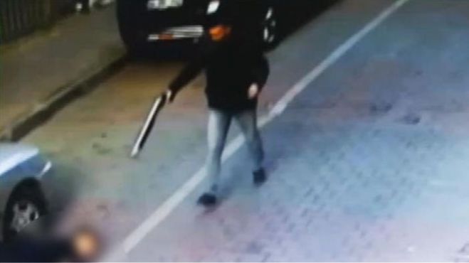 &Tau;&omicron;ύ&rho;&kappa;&omicron;&sigmaf; έ&phi;&eta;&beta;&omicron;&sigmaf; &epsilon;&kappa;&tau;&epsilon;&lambda;&epsilon;ί &epsilon;&nu; &psi;&upsilon;&chi;&rho;ώ &sigma;&upsilon;&mu;&mu;&alpha;&theta;&eta;&tau;ή &tau;&omicron;&upsilon; &sigma;&epsilon; &delta;&rho;ό&mu;&omicron; &tau;&eta;&sigmaf; &Kappa;&omega;&nu;&sigma;&tau;&alpha;&nu;&tau;&iota;&nu;&omicron;ύ&pi;&omicron;&lambda;&eta;&sigmaf; (vd)