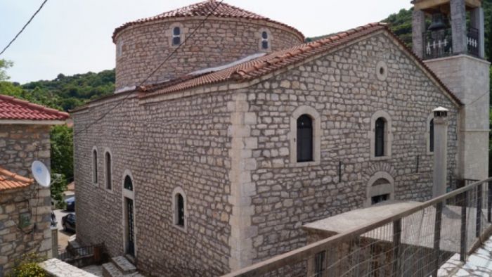 Μυγδαλιά Γορτυνίας | Λαγκαδινοί μάστορες έχτισαν τον Ιερό Ναό Κοίμησης Θεοτόκου