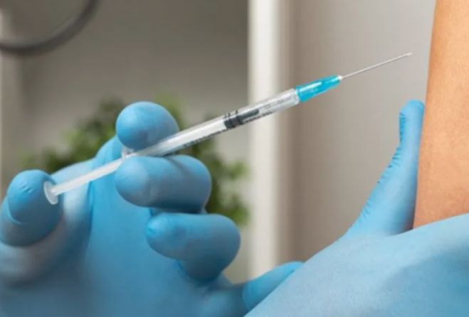 Fake εμβολιασμοί | «Εισάγουν» πιστοποιητικά από Βουλγαρία