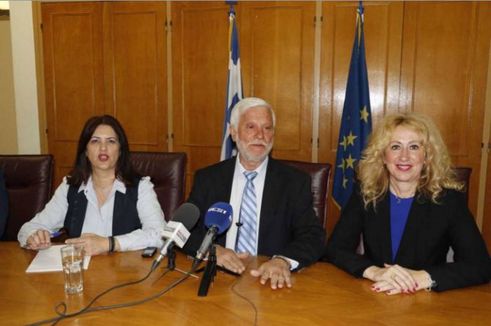 Νικολάκου - Μπούζα - Γκούνης: "Σοβαρευτείτε επιτέλους, κύριε Νίκα"