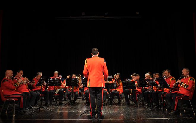 &Tau;&alpha;&iota;&nu;ί&alpha; &gamma;&iota;&alpha; &tau;&eta;&nu; &iota;&sigma;&tau;&omicron;&rho;ί&alpha; &tau;&eta;&sigmaf; &Phi;&iota;&lambda;&alpha;&rho;&mu;&omicron;&nu;&iota;&kappa;ή&sigmaf; &theta;&alpha; &pi;&alpha;&rho;&omicron;&upsilon;&sigma;&iota;&alpha;&sigma;&tau;&epsilon;ί &sigma;&tau;&omicron; Arcadian Screenings!