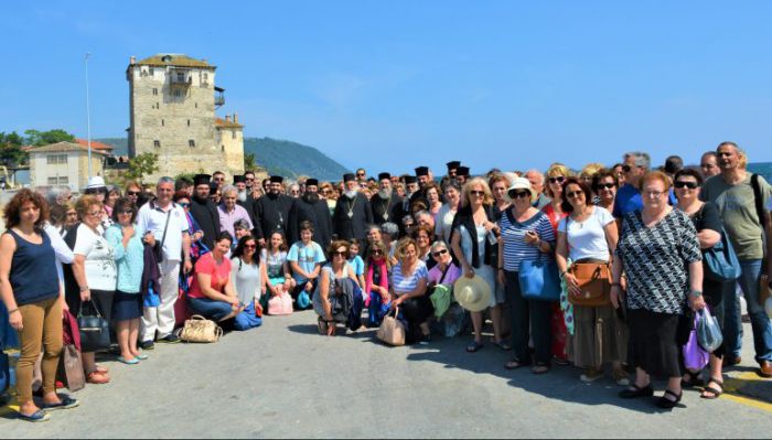 &Pi;&rho;&omicron;&sigma;&kappa;&upsilon;&nu;&eta;&mu;&alpha;&tau;&iota;&kappa;ή &epsilon;&kappa;&delta;&rho;&omicron;&mu;ή &sigma;&tau;&omicron; Ά&gamma;&iota;&omicron;&nu; Ό&rho;&omicron;&sigmaf; &alpha;&pi;ό &tau;&eta; &Mu;&eta;&tau;&rho;ό&pi;&omicron;&lambda;&eta; &Mu;&alpha;&nu;&tau;&iota;&nu;&epsilon;ί&alpha;&sigmaf; &kappa;&alpha;&iota; &Kappa;&upsilon;&nu;&omicron;&upsilon;&rho;ί&alpha;&sigmaf;! (&epsilon;&iota;&kappa;ό&nu;&epsilon;&sigmaf;)