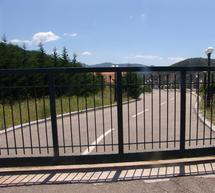 &Pi;&omicron;&lambda;ί&tau;&epsilon;&sigmaf; &alpha;&pi;ό &tau;&eta; &Gamma;&omicron;&rho;&tau;&upsilon;&nu;ί&alpha; &pi;&alpha;&rho;&epsilon;&mu;&beta;&alpha;ί&nu;&omicron;&upsilon;&nu; &kappa;&alpha;&iota; &lambda;έ&nu;&epsilon; ό&tau;&iota; &delta;&epsilon;&nu; &theta;&alpha; &epsilon;&pi;&iota;&tau;&rho;έ&psi;&omicron;&upsilon;&nu; &tau;&omicron; &kappa;&lambda;&epsilon;ί&sigma;&iota;&mu;&omicron; &tau;&omicron;&upsilon; &Gamma;&eta;&rho;&omicron;&kappa;&omicron;&mu;&epsilon;ί&omicron;&upsilon;